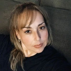 Meet your Posher, Miriam